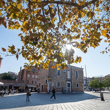 Colombina With Canal View Apartment Venice