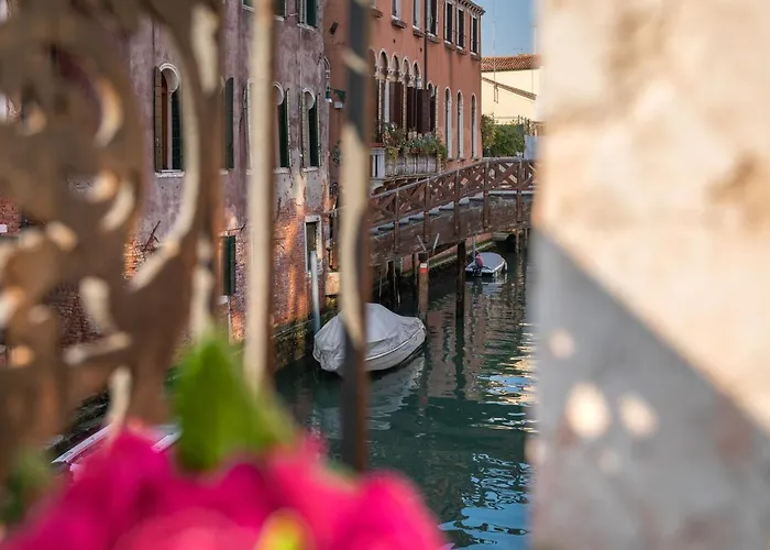 Colombina With Canal View * Venise