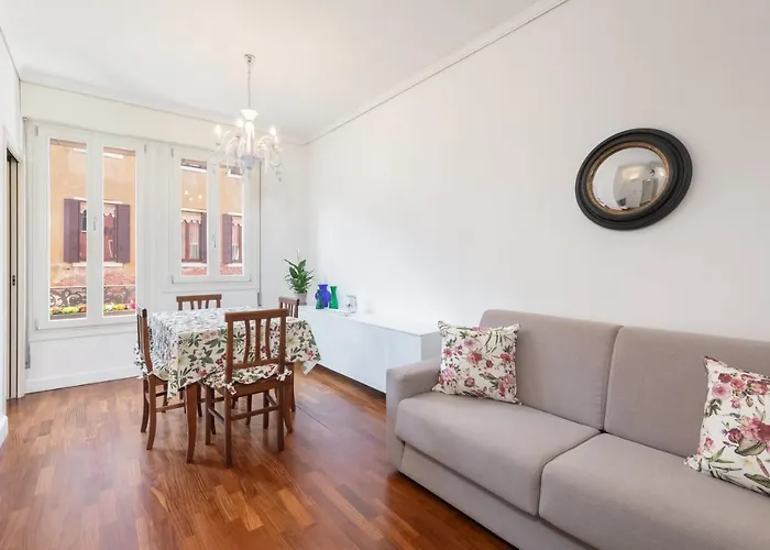 Colombina With Canal View * Venise